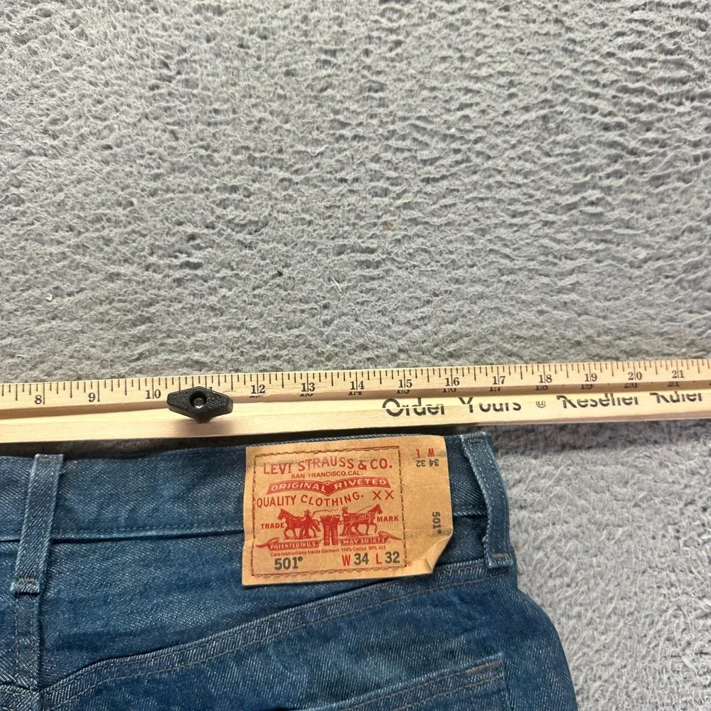 VTG Levi's 501 Jeans Mens 34x30 Blue Cotton Denim Straight Workwear Button-Fly